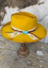 Load image into Gallery viewer, Charlie 1 Horse Smoke Show Hat - Farm Town Floral &amp; Boutique
